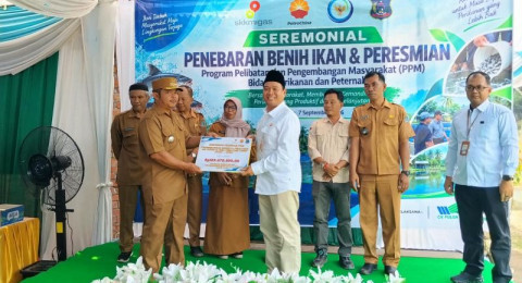 Budidaya Berkelanjutan, SKK Migas - PetroChina Bantu 8 Sapi hingga Benih Ikan di Tanjabbar